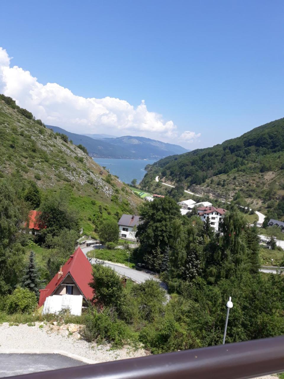 Andrey Apartment Маврово Екстериор снимка