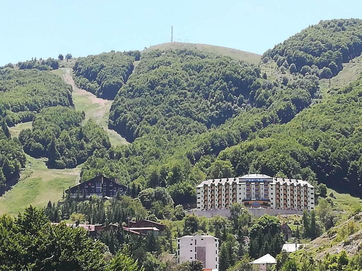 Andrey Apartment Маврово Екстериор снимка
